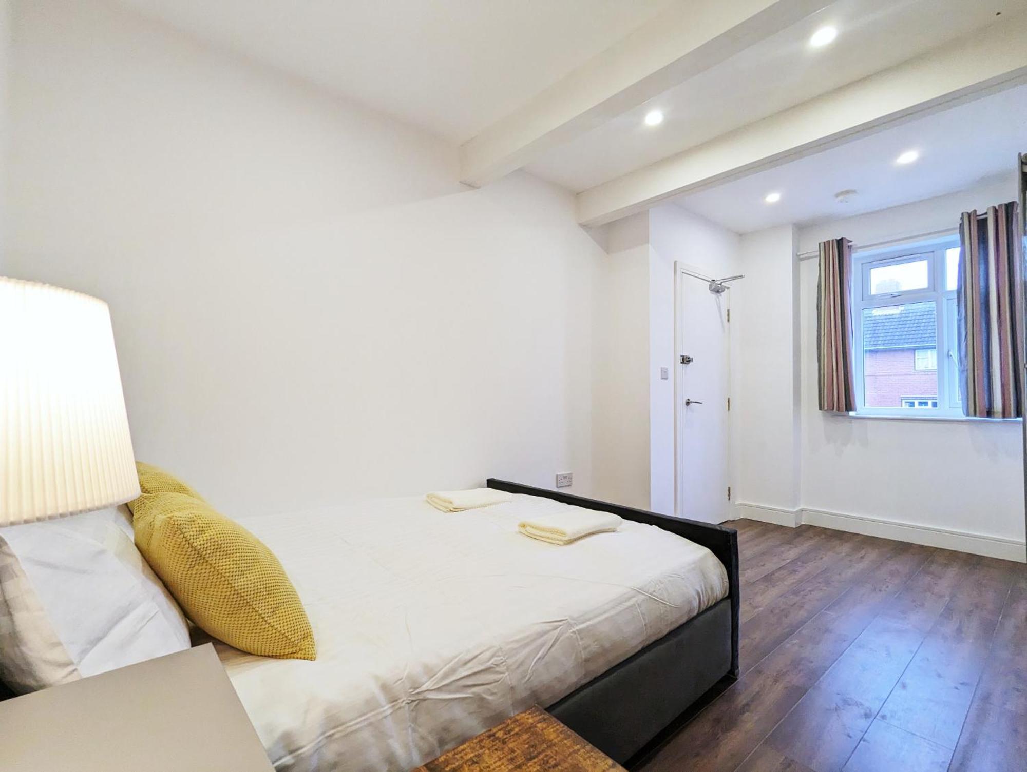 Rooms Near City Centre Private Bath Free Parking يورك المظهر الخارجي الصورة