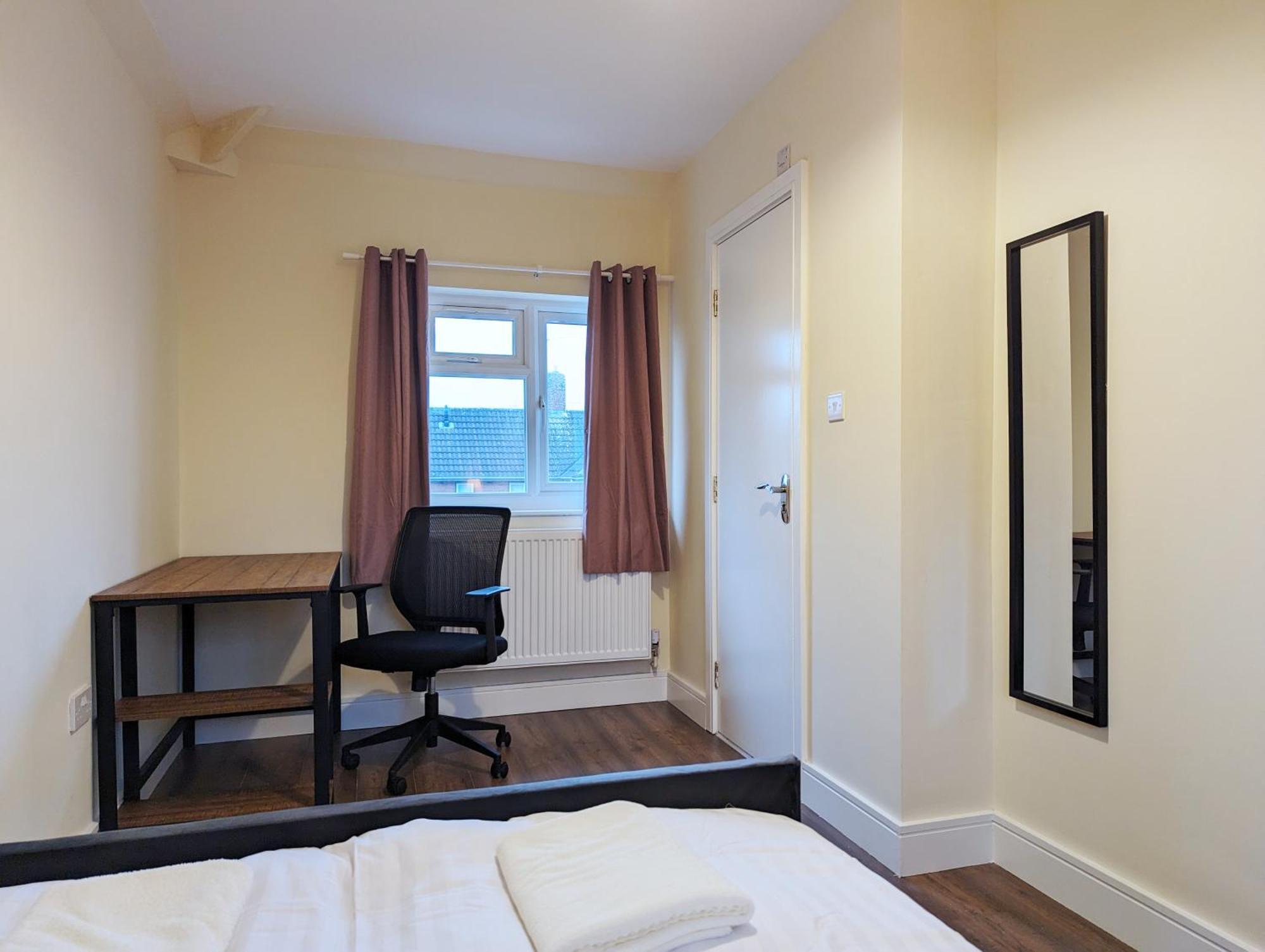 Rooms Near City Centre Private Bath Free Parking يورك المظهر الخارجي الصورة