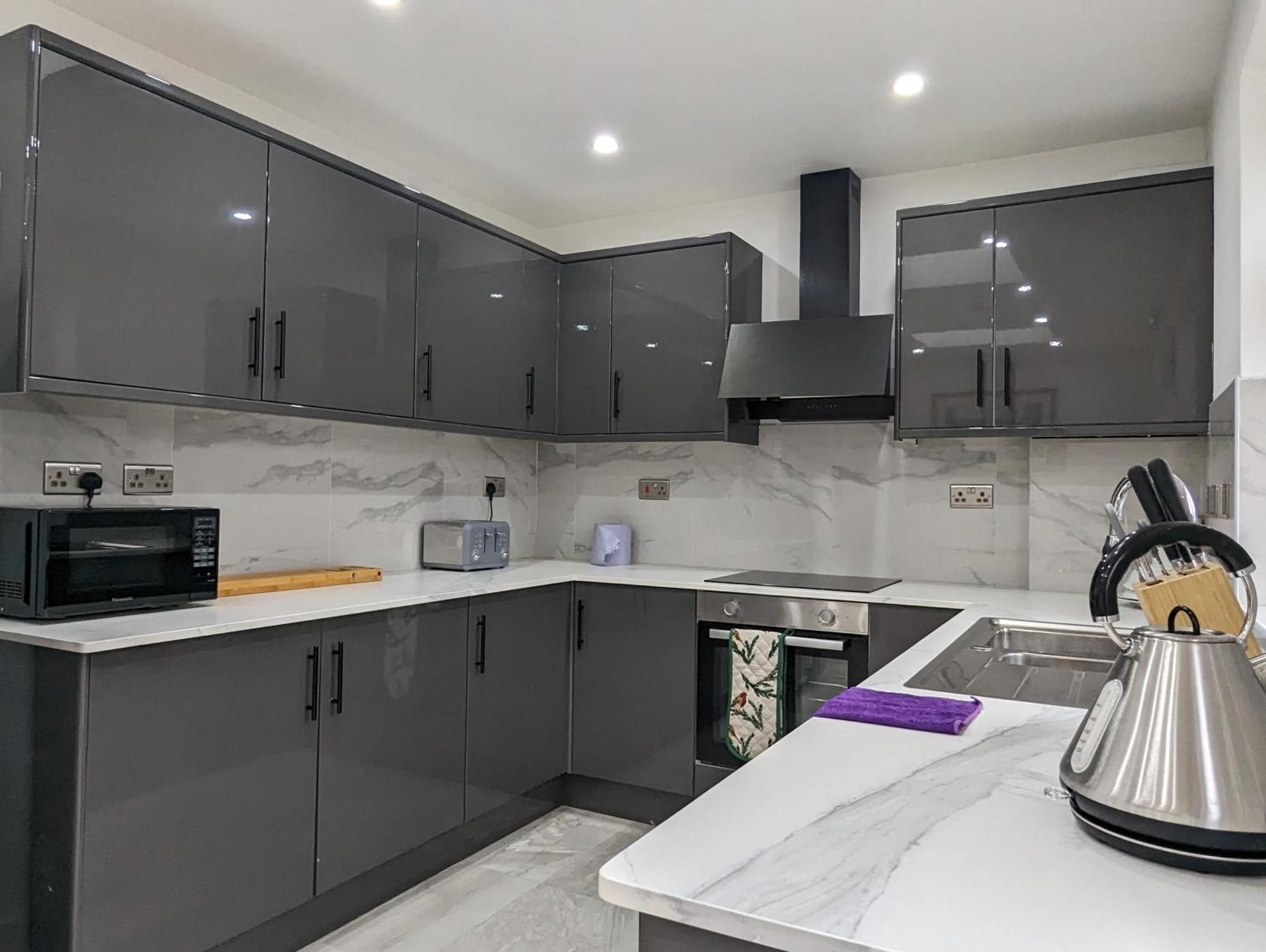 Rooms Near City Centre Private Bath Free Parking يورك المظهر الخارجي الصورة
