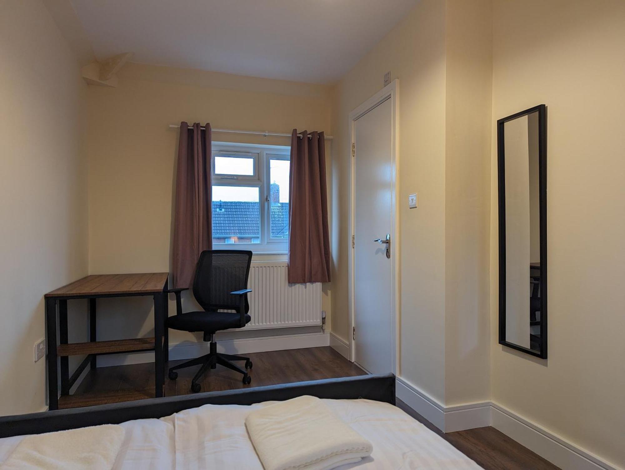 Rooms Near City Centre Private Bath Free Parking يورك المظهر الخارجي الصورة