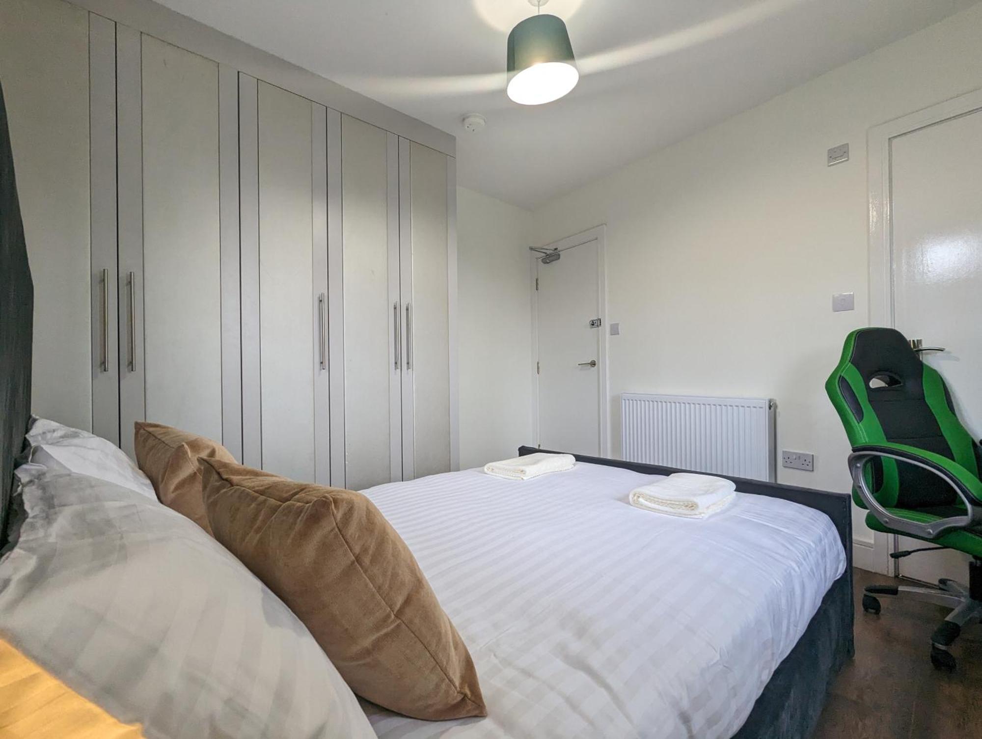 Rooms Near City Centre Private Bath Free Parking يورك المظهر الخارجي الصورة